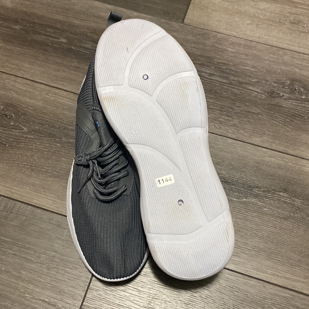 NWT! Hind Gray Athletic Shoes - Picture 3 of 4